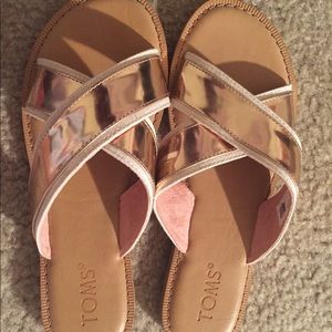 Rose Gold Toms